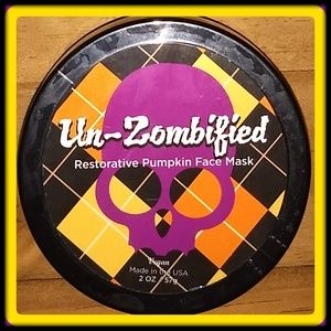 Perfectly Posh Unzombified Face Mask